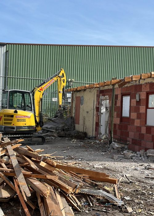 2322F8C7-E181-4A33-994E-FD832BDDBC39